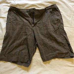 Lululemon Men's Shorts XL